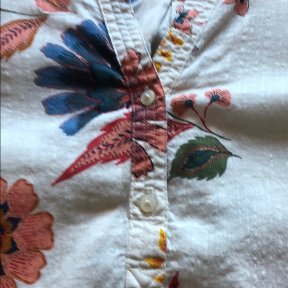 Old Navy Tunic Style Blouse - Flower Pattern - Picture 3 of 5
